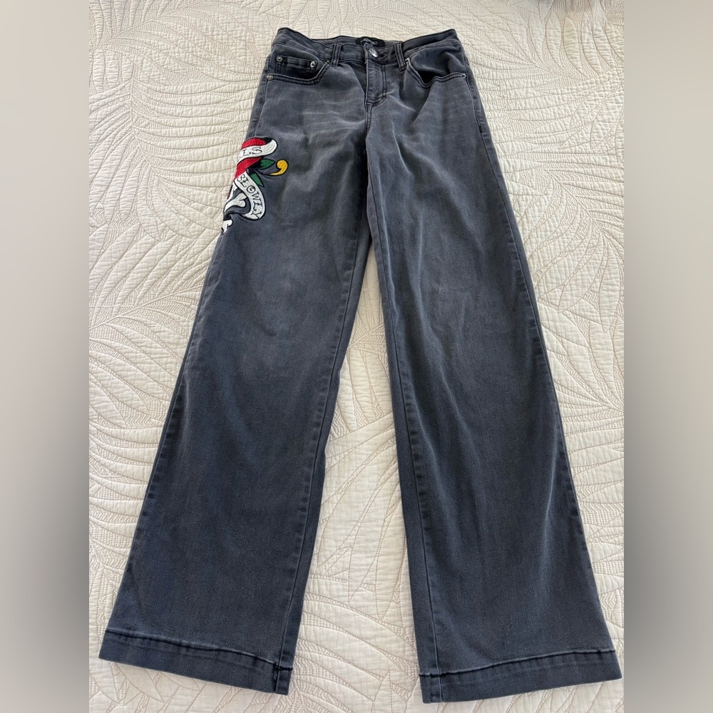 Ed Hardy Charcoal Embroidered Women's wide leg Jeans size 26